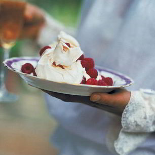 Рецепт Безе с малиной