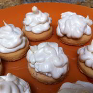 Рецепт Печений-безе с черной смородиной