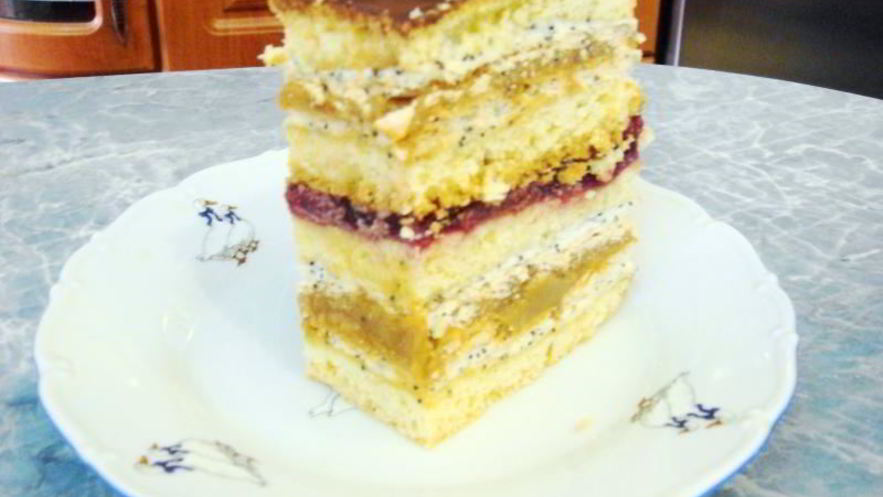 Рецепт пляцка вишневого с безе и шоколадом