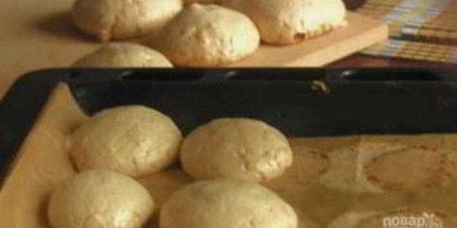 Рецепт торта-безе со сгущенкой