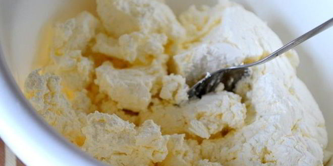 Рецепт десерта из творога и слив