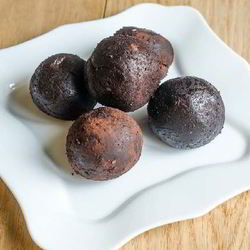 Рецепт Домашних конфет с черносливом