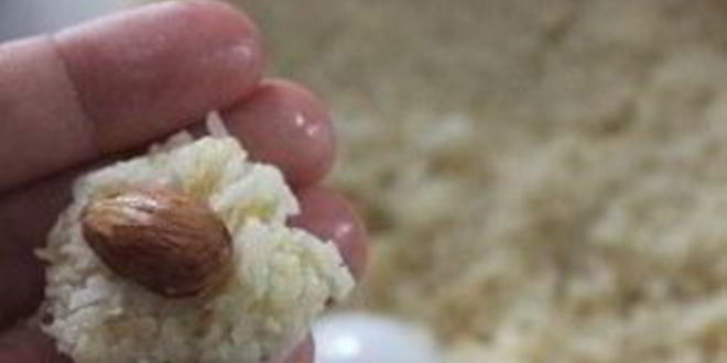 Рецепт кокосовых конфет с миндалем и шоколадом