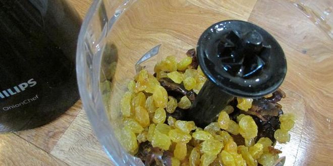 Рецепт конфет из сухофруктов с коктейльной вишней