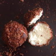 Рецепт Конфет из творога в шоколаде