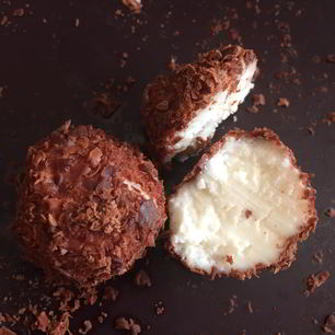 Рецепт Конфет из творога в шоколаде