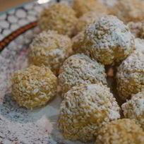 Рецепт Конфет Нямка из кукурузных палочек