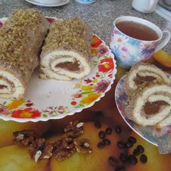 Рецепт Бисквитного рулета с кофейной начинкой и банановым кремом