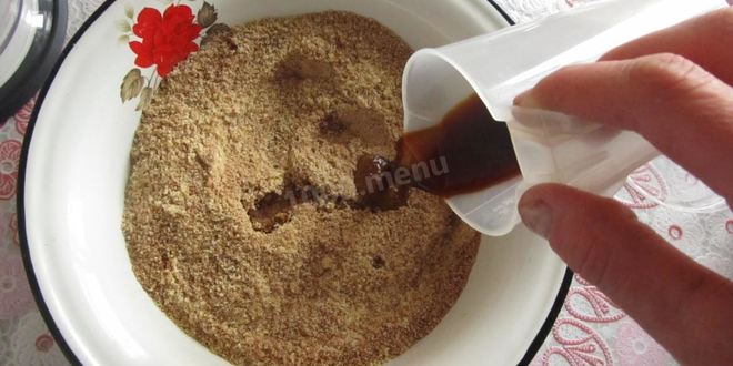 Рецепт бисквитного рулета с кофейной начинкой и банановым кремом