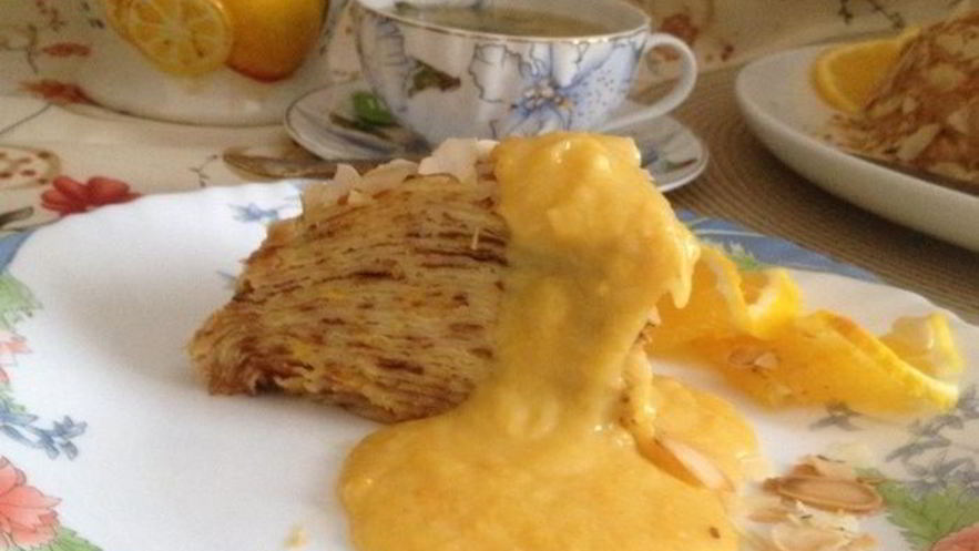 Рецепт блинного тортика с кремом из апельсинов и сгущенки