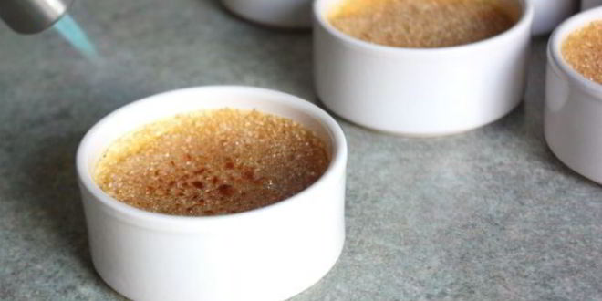 Рецепт крем-брюле с медом и розмарином