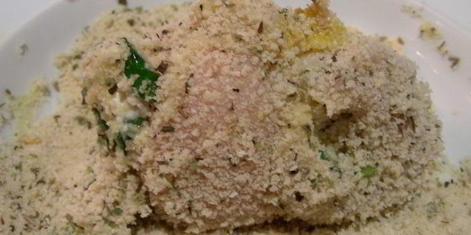 Рецепт куриных грудок, фаршированных крем-чизом филадельфия, фетой и ароматными травами