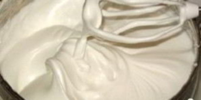 Рецепт песочных корзиночек с белковым кремом