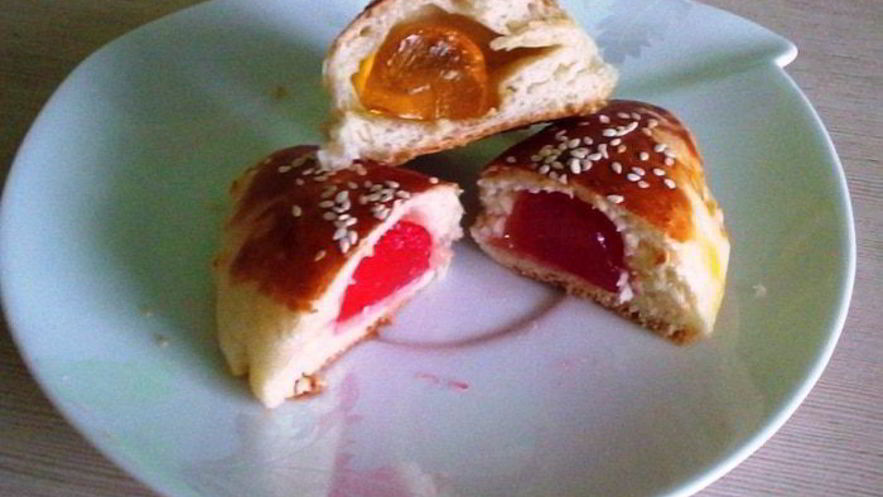 Рецепт булочек с мармеладом