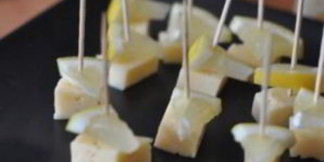 Рецепт закуски на шпажках с мармеладом