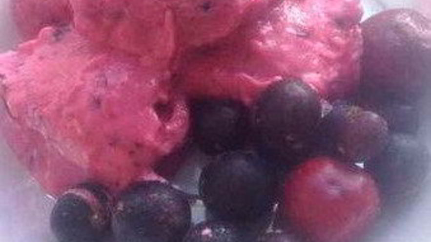 Рецепт диетического бананова-ягодного мороженого