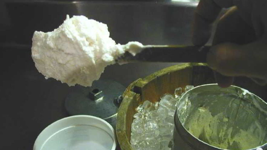 Рецепт самого простого сливочного мороженого