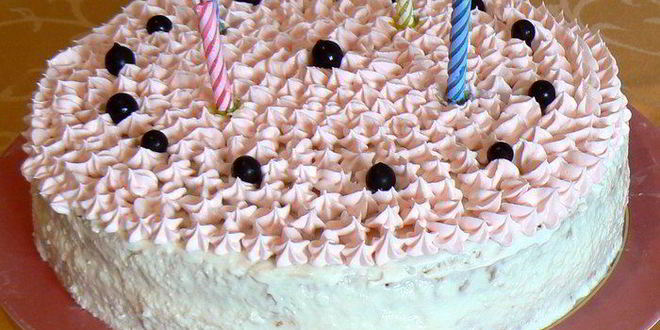 Рецепт бисквита с нежным сливочно-смородиновым муссом