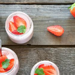 Рецепт Клубничного мусса с йогуртом