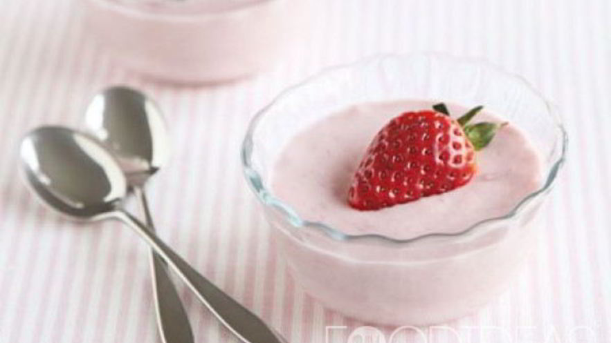 Рецепт клубничного зефирного мусса