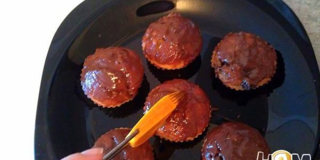 Рецепт куличиков малышки с грушей и шоколадом