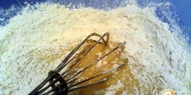 Рецепт куличиков малышки с грушей и шоколадом