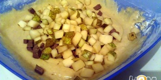 Рецепт куличиков малышки с грушей и шоколадом