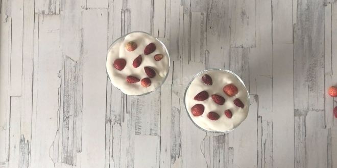 Рецепт сливочного суфле с земляникой