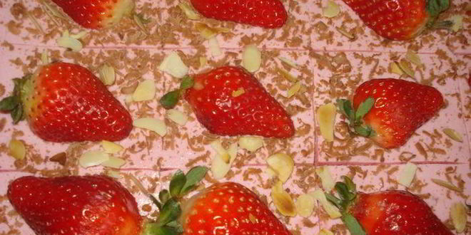 Рецепт тортика-light с клубничным суфле