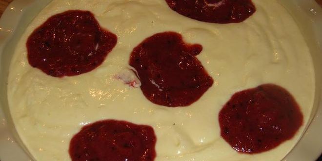 Рецепт творожного суфле с крыжовником и шоколадом