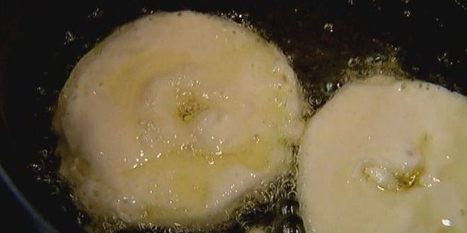 Рецепт яблочных колец в кляре