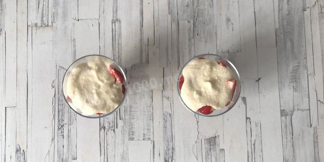 Рецепт фруктов в зефирном креме