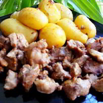 Рецепт Азу из индейки с запеченным картофелем