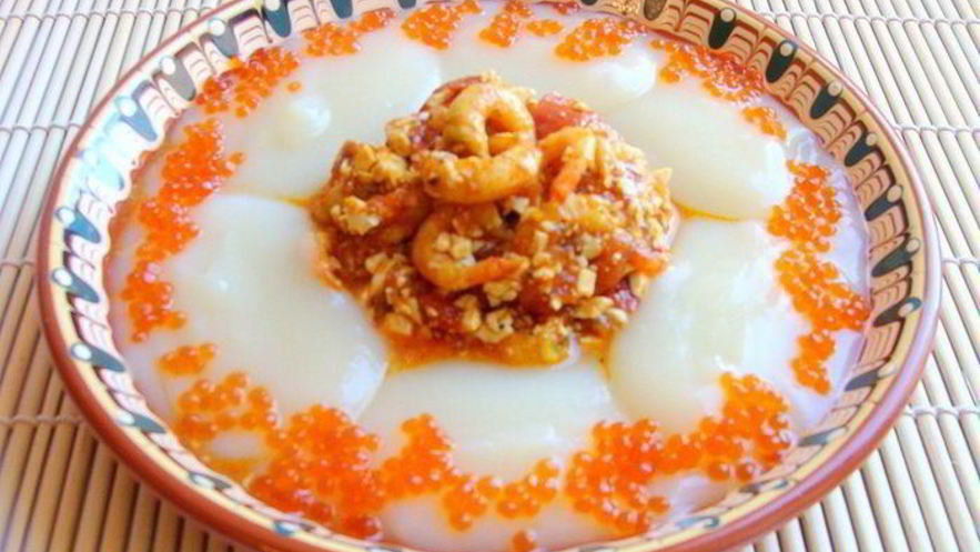 Рецепт азу из креветок с тофу и пикантным гарниром