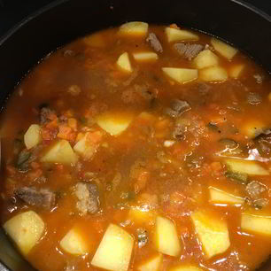 Рецепт Азу по-татарски из говядины с солеными огурцами