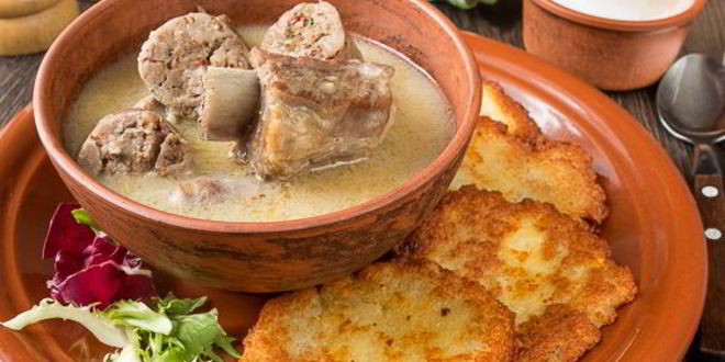 Рецепт белорусской мачанки с ребрышками и драниками