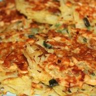 Рецепт Драников с копченым сыром и луком