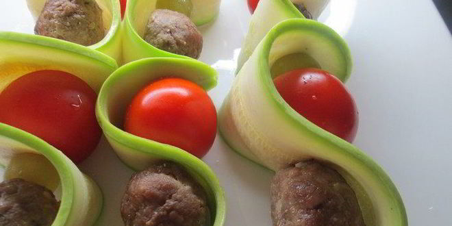 Рецепт шашлычков-фрикаделек в ленточках из цукини