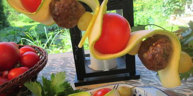 Рецепт шашлычков-фрикаделек в ленточках из цукини