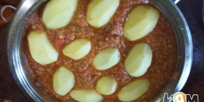 Рецепт картофеля под мясной заливкой