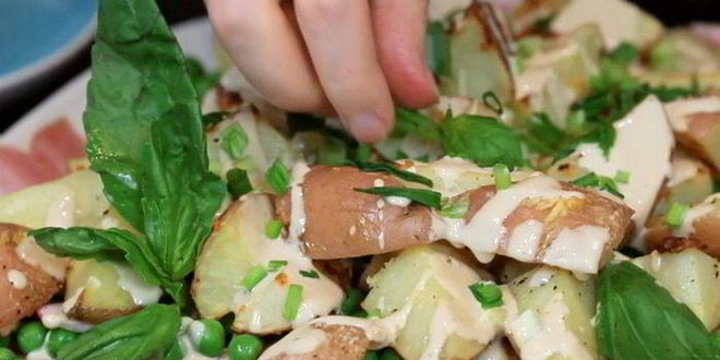 Рецепт картофеля с горошком и ветчиной