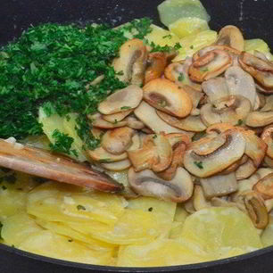 Рецепт Картофеля в сливках с грибами