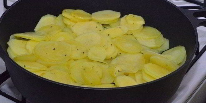 Рецепт картофеля в сливках с грибами