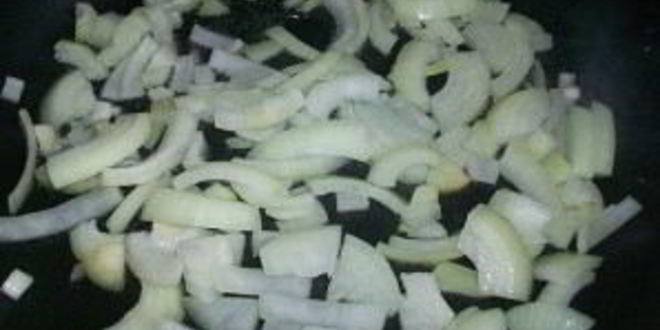 Рецепт картошки в духовке со сметаной и сыром