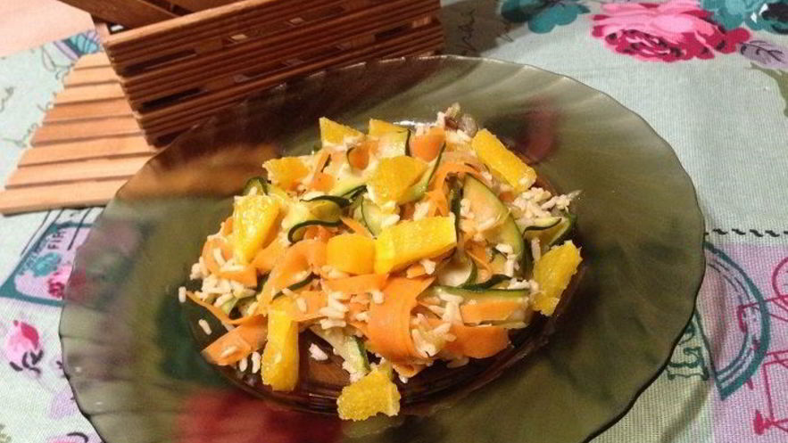 Рецепт риса с морковкой, цуккини и апельсином