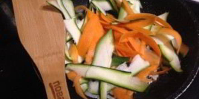 Рецепт риса с морковкой, цуккини и апельсином