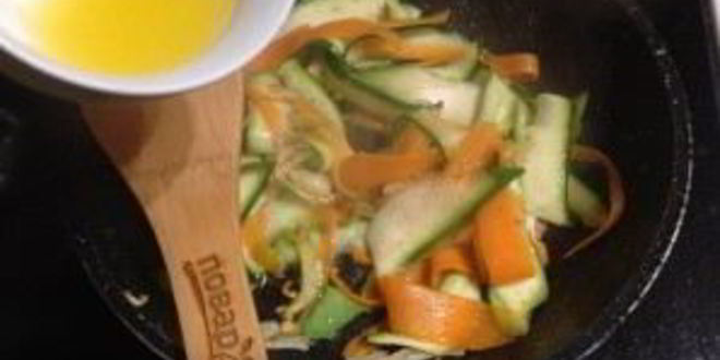 Рецепт риса с морковкой, цуккини и апельсином