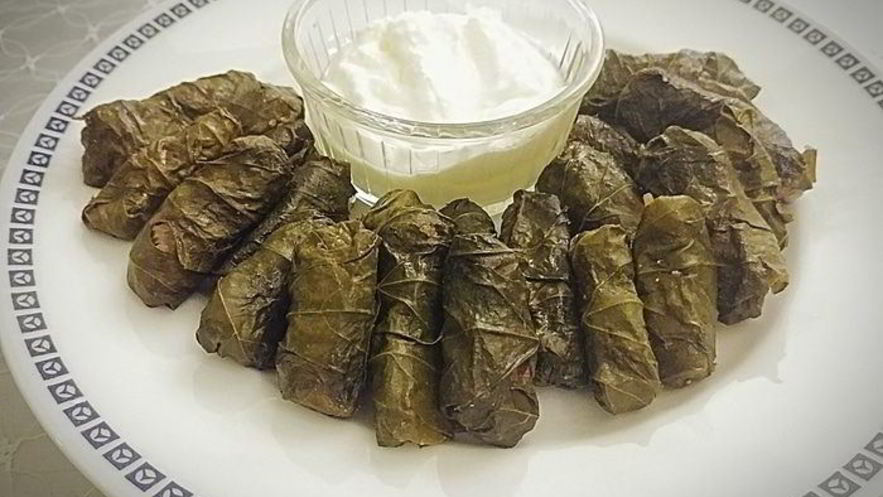 Рецепт азербайджанской долмы в виноградных листьях