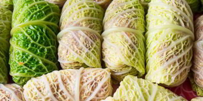 Рецепт голубцов из савойской капусты со сладким перцем