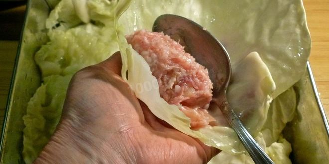 Рецепт голубцов в духовке в томатном соусе